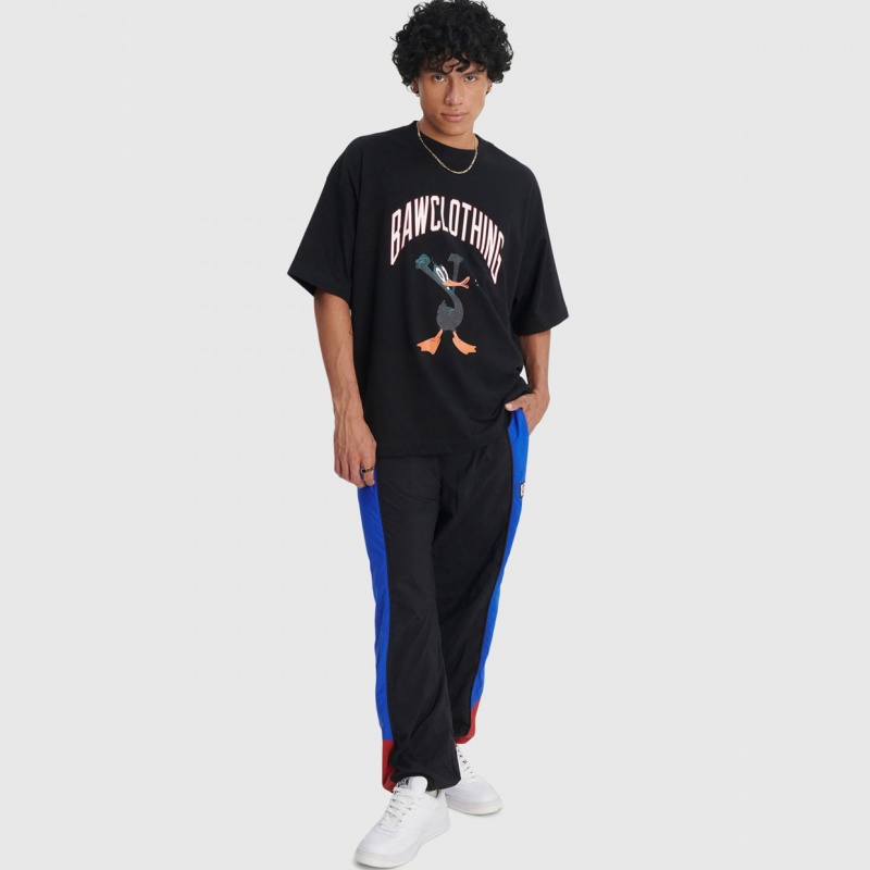Camiseta Baw New Over Daffy x Looney Preto