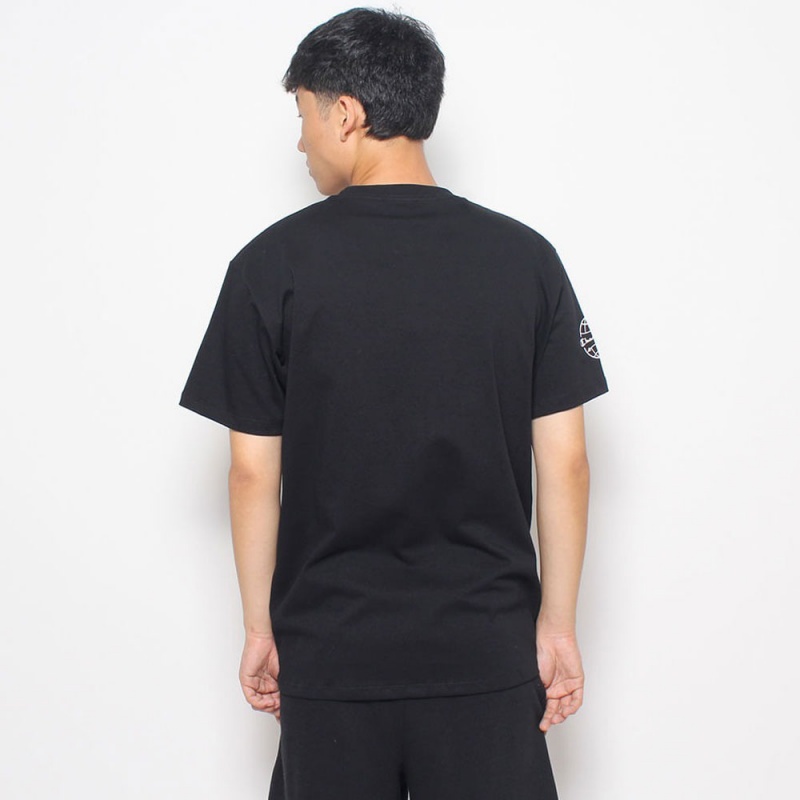 Camiseta Champion Global Made Preto