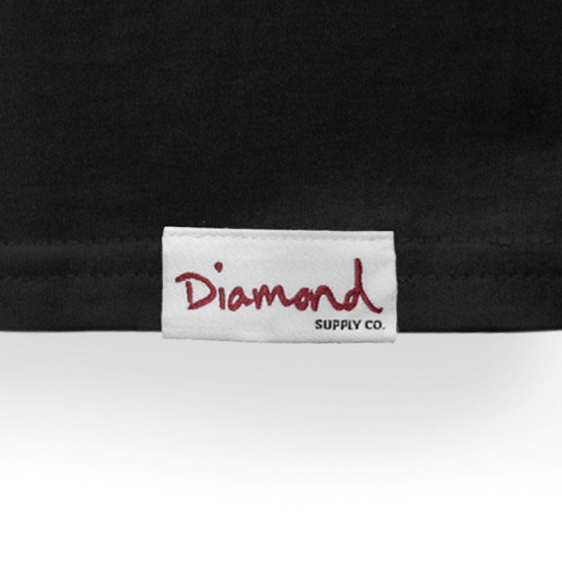 Camiseta Diamond Oe Script Rose Preto