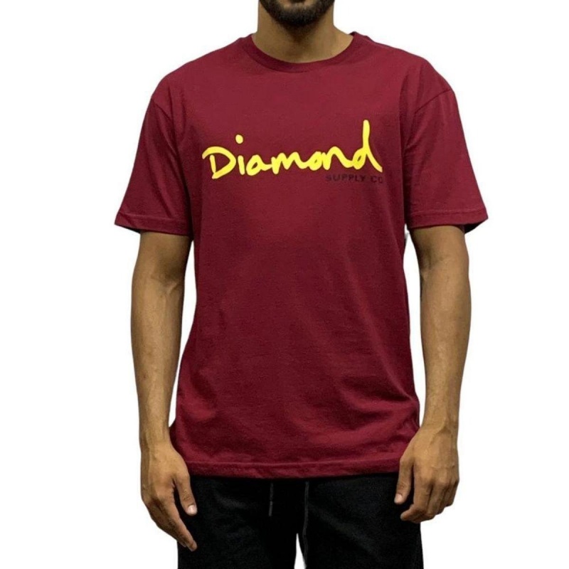 Camiseta Diamond Og Script Vinho