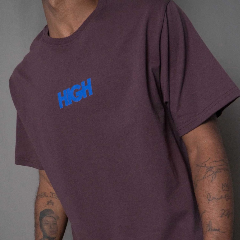 Camiseta High Logo Marrom