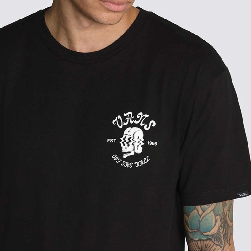 Camiseta Vans Shaken Skull Preto