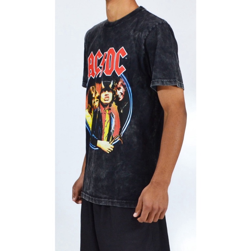Camiseta Dc Shoes ACDC HighWay To Hell Preto