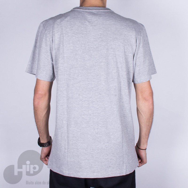 Camiseta Dc Shoes Basic Pocket Cinza Claro