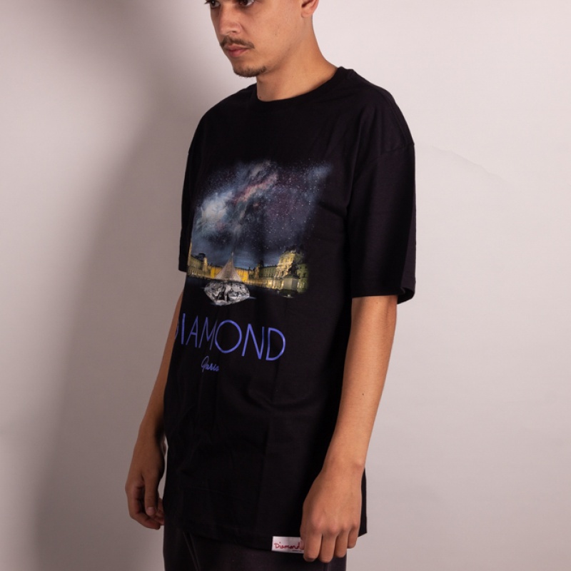 Camiseta Diamond Louvre Piramid Preto