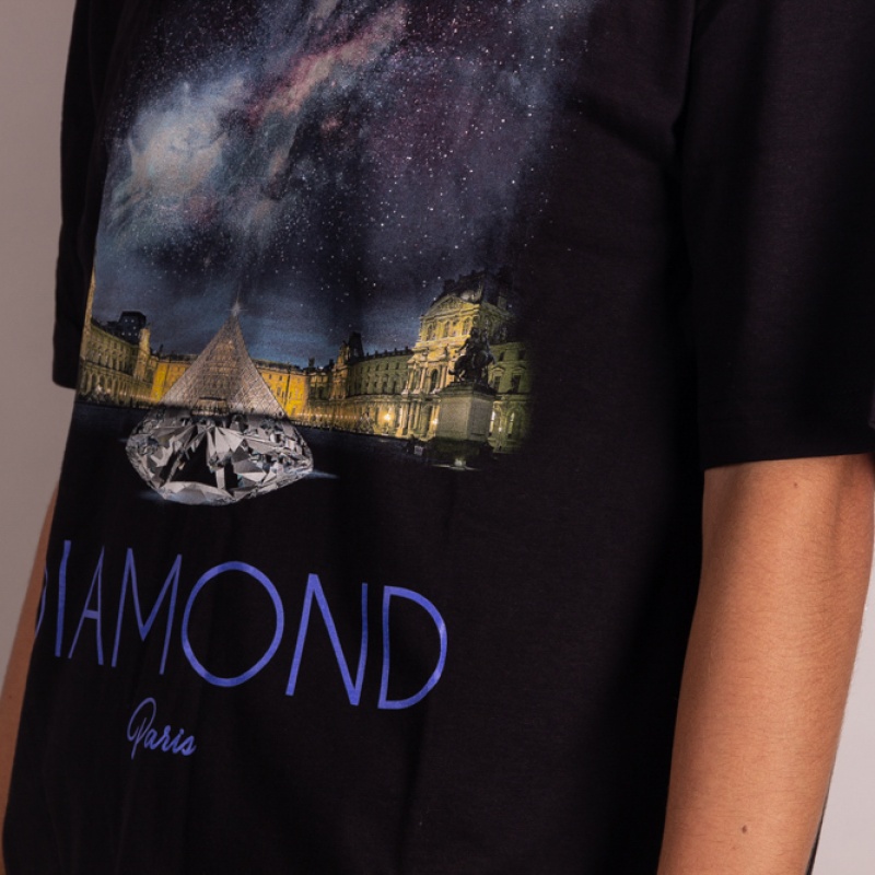 Camiseta Diamond Louvre Piramid Preto