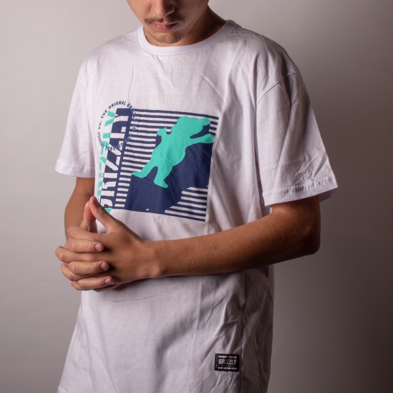 Camiseta Grizzly Lined Up Branco
