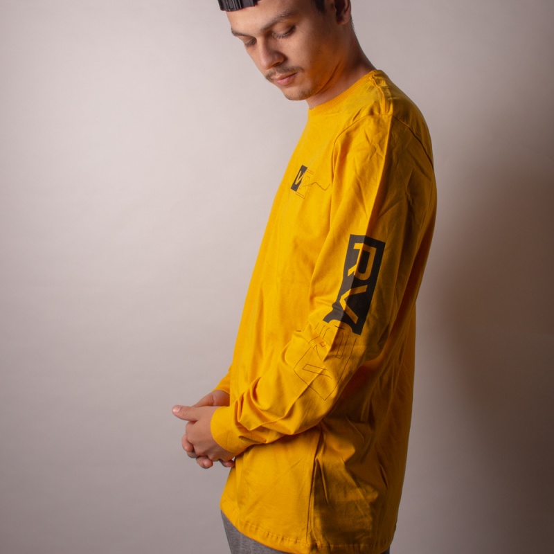 Camiseta Manga Longa RVCA Divides Amarelo