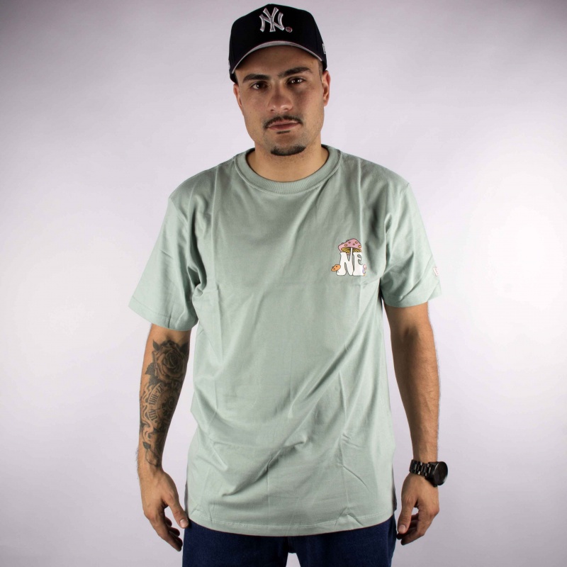 Camiseta New Era Retro SoundTrack Mushroom Verde