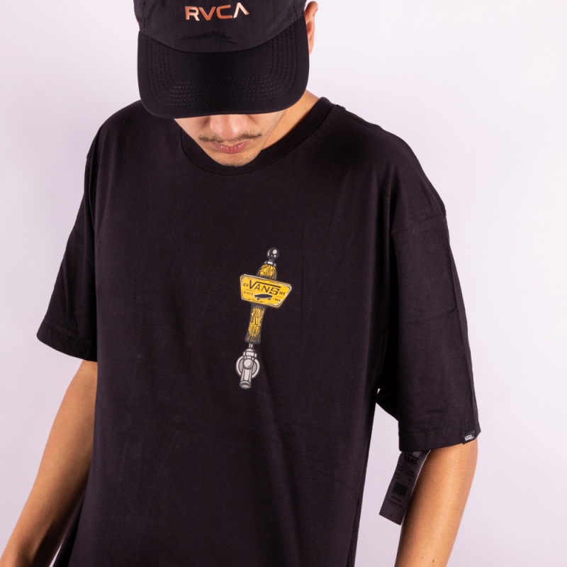 Camiseta Vans Off The Wall Tavern Preto