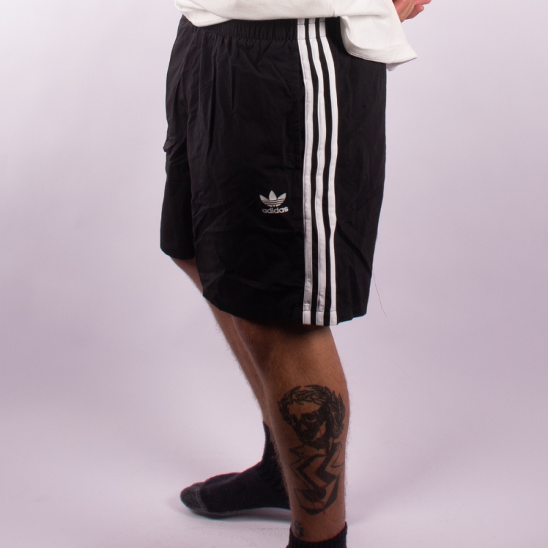 gn3523 adidas