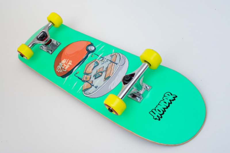 Skate Montado Hondar Hsm-18 Infanto Pokebola Verde