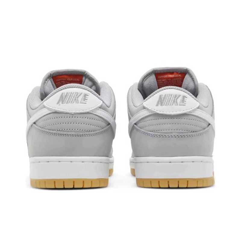 Tnis Nike Dunk Low PRO Iso Cinza