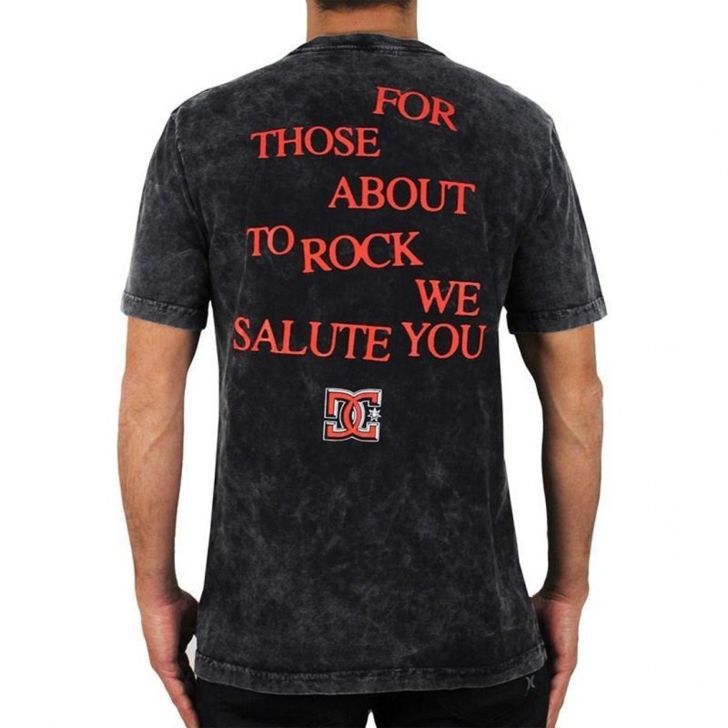 Camiseta Dc Shoes ACDC About To Rock Preto