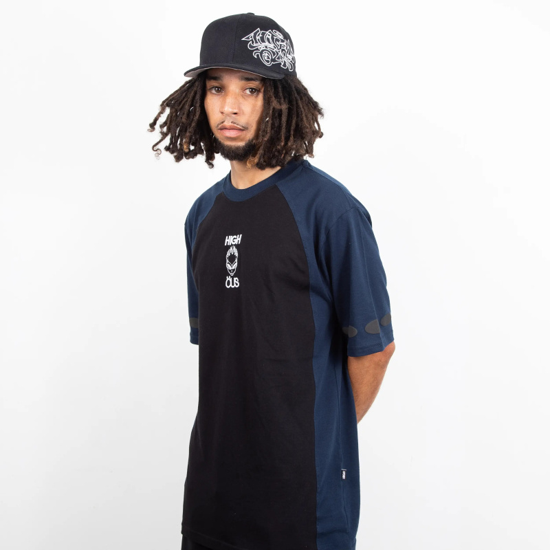 Camiseta High x Ous Preto