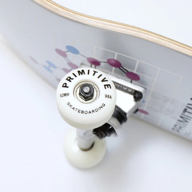 Skate Montado Primitive Rodriguez Spaced Out Prata