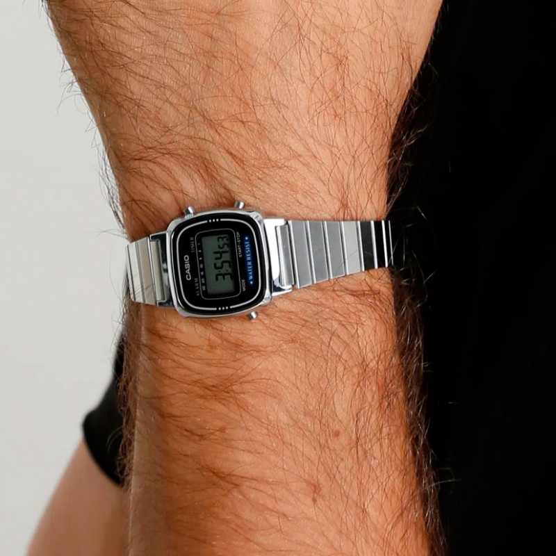 Relgio Casio LA670WA-1DF