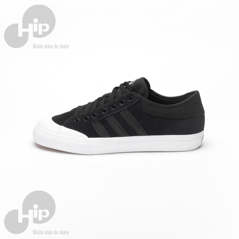 TNIS ADIDAS MATCHCOURT PRETO E BRANCO