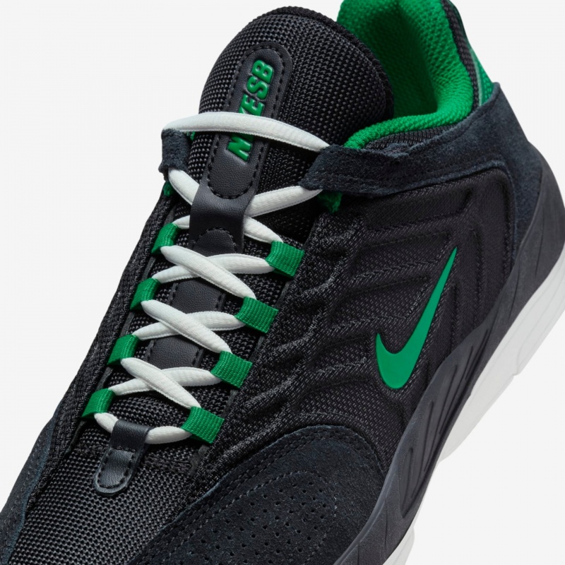 Tnis Nike SB Vertebrae Preto