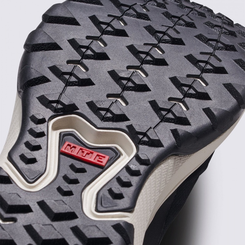 TENIS VANS MTE CROSSPATH MID PRETO