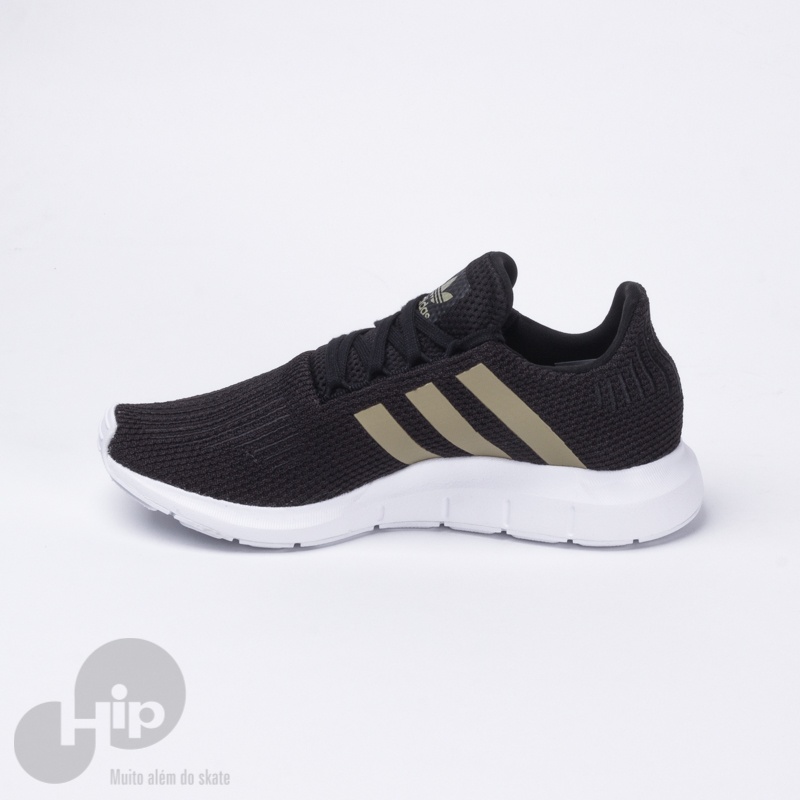 Tnis Adidas Swift Run Preto/Dourado