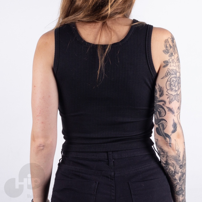 Blusa Riu Kiu Cropped Canelada Preta