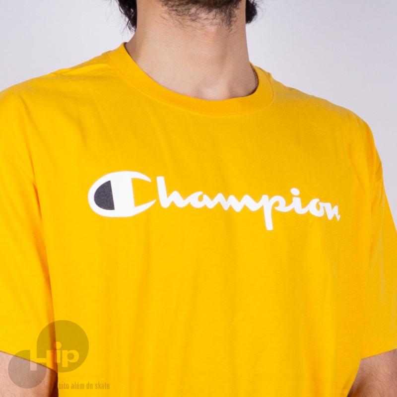 Camiseta Champion Logo Manuscrito Amarela