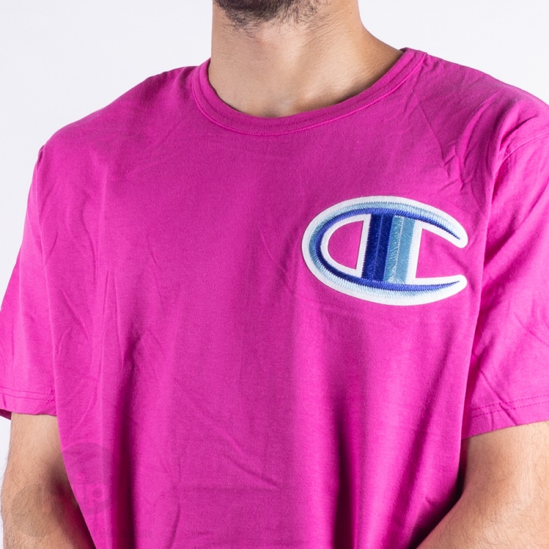 Camiseta Champion Logo Patch Rosa