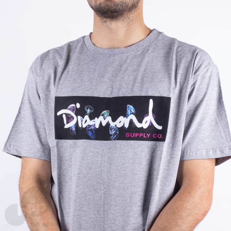 Camiseta Diamond Color Box Cinza Claro