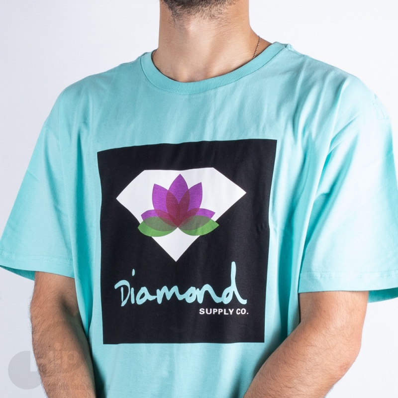 Camiseta Diamond Lotus Box Azul Claro