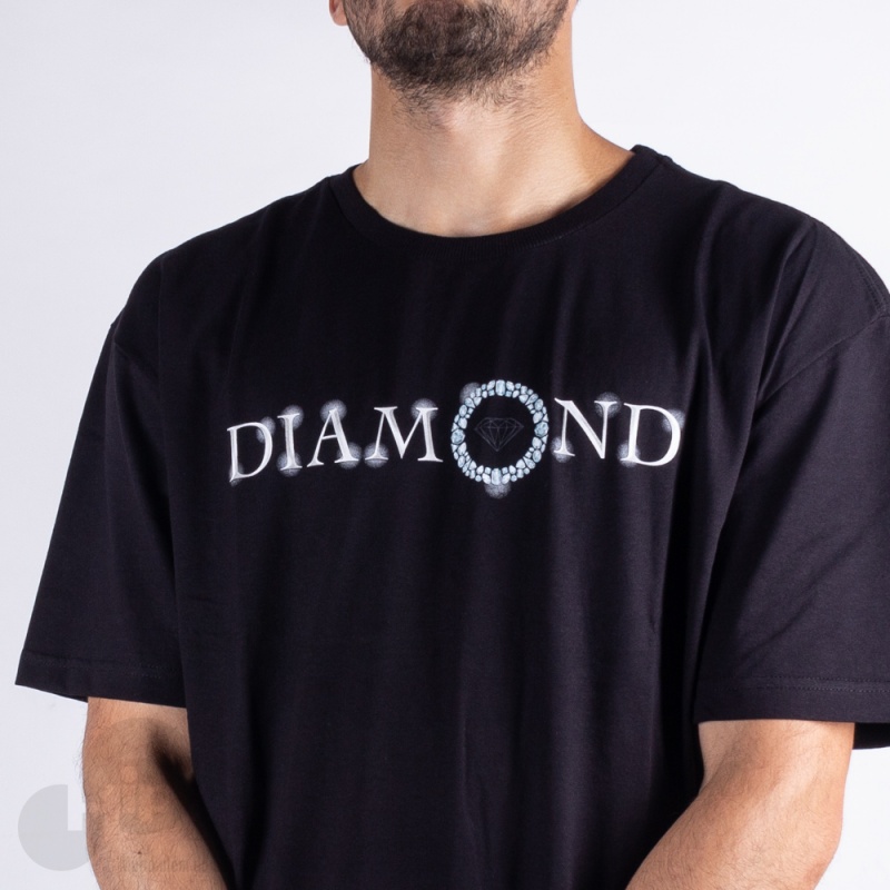 Camiseta Diamond Pendant Preta
