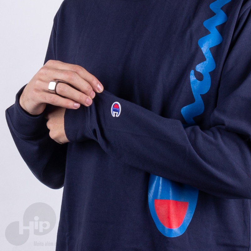Camiseta Manga Longa Champion Over The Shoulder Logo Azul Escuro