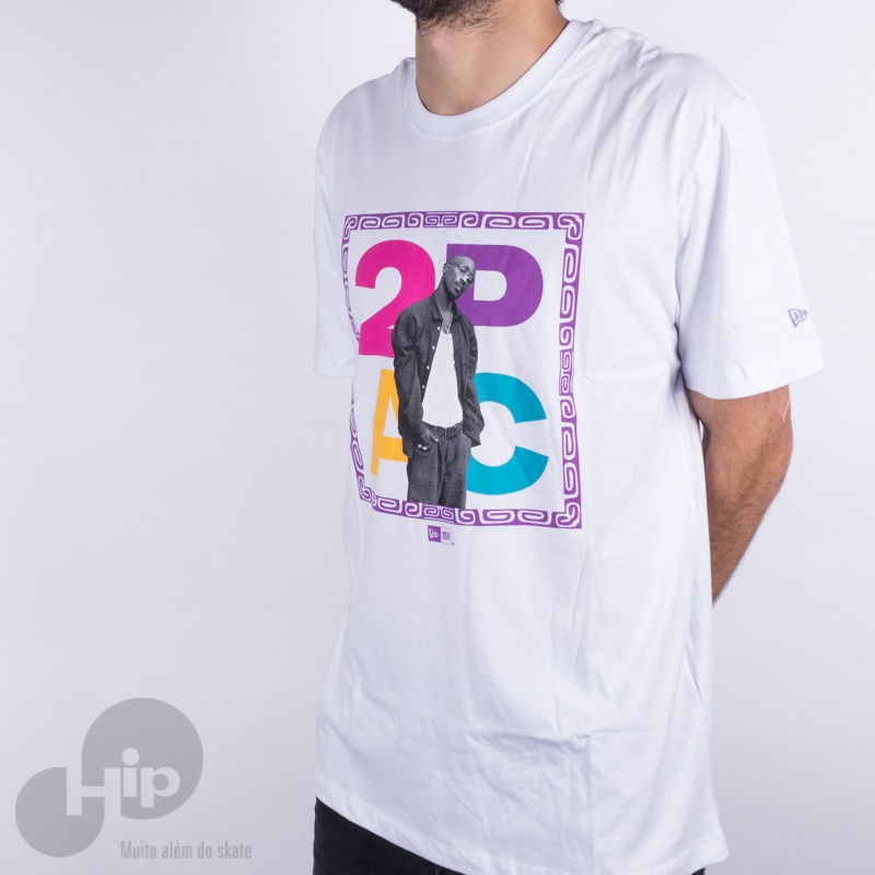 Camiseta New Era Universal 2Pac 03 Branca