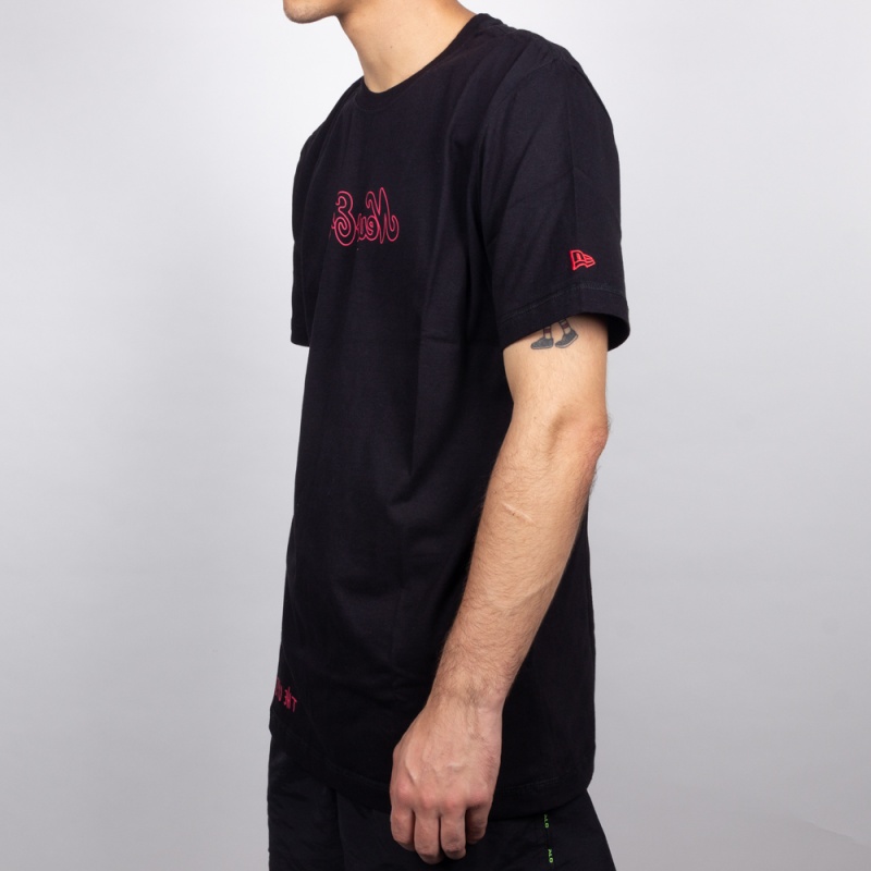 Camiseta New Era Upside Down Stranger Things Preto