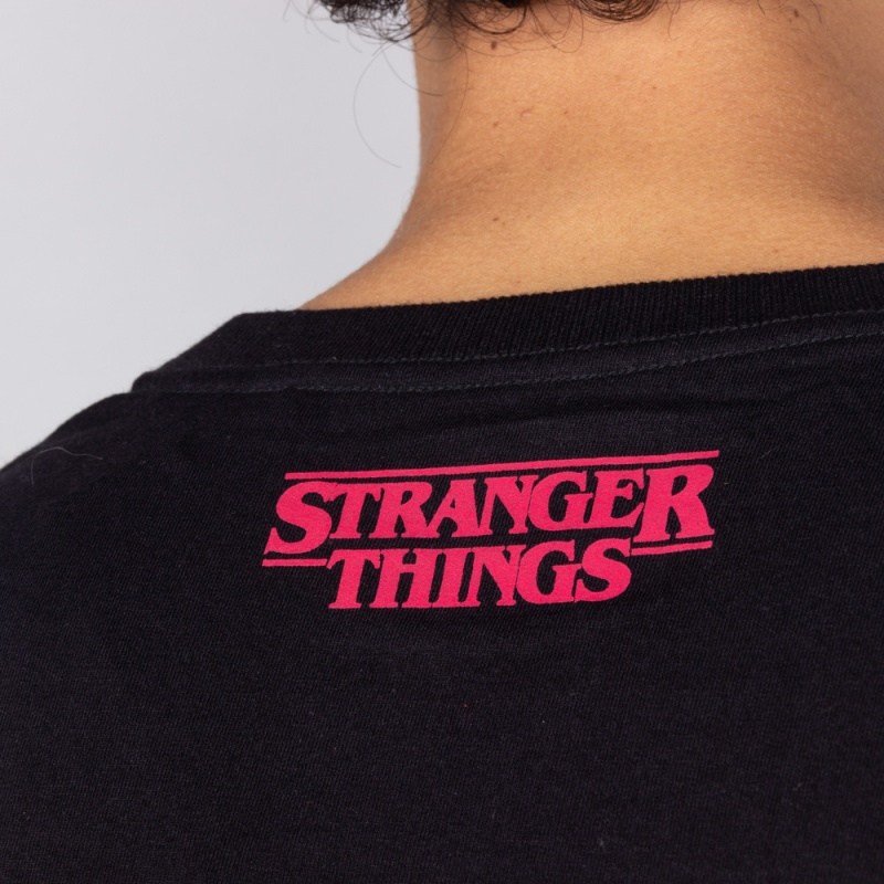 Camiseta New Era Upside Down Stranger Things Preto