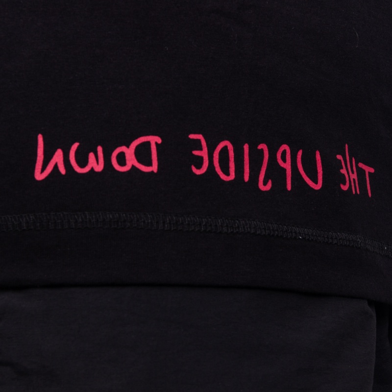 Camiseta New Era Upside Down Stranger Things Preto