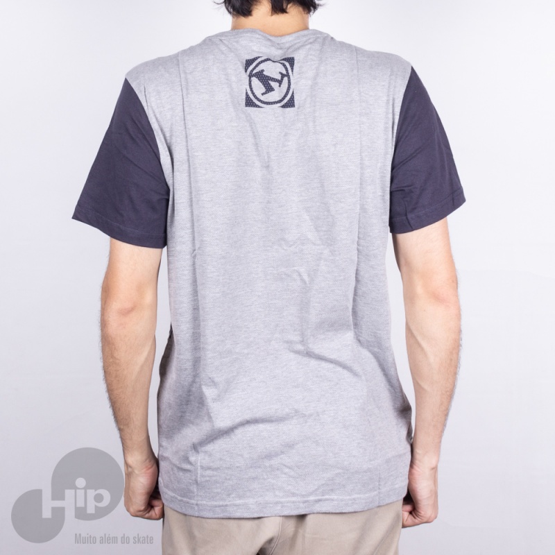 Camiseta New Skate Block Cinza Claro / Azul