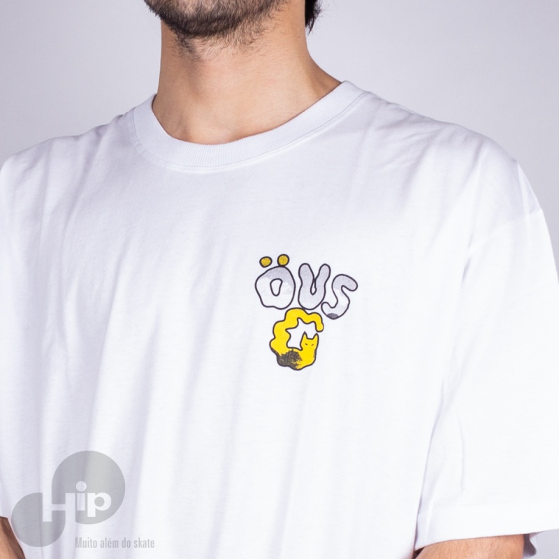 Camiseta Ous Gato Preto Luz Branca
