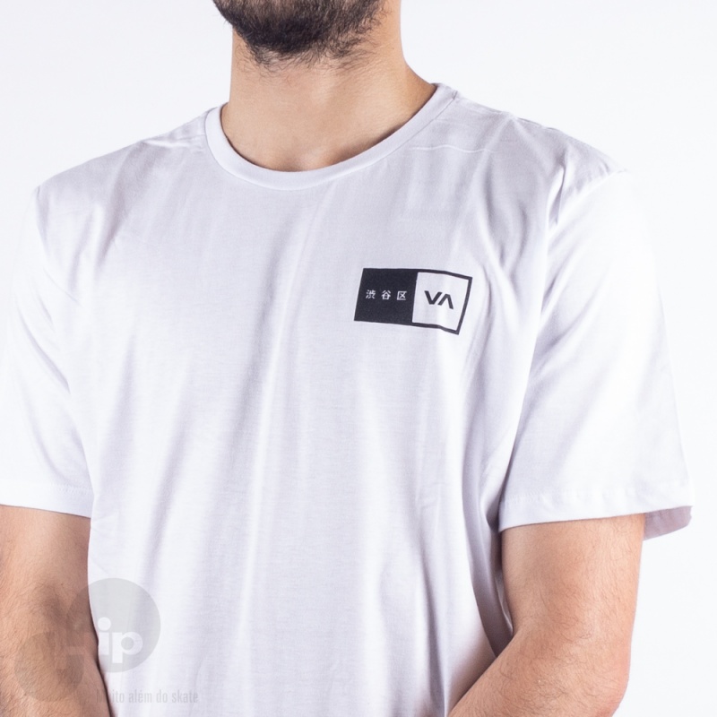 Camiseta Rvca Tokyo Balance Box Branca