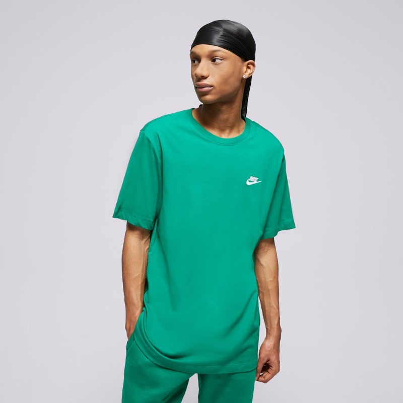 Camiseta Nike Sportswear Club Verde