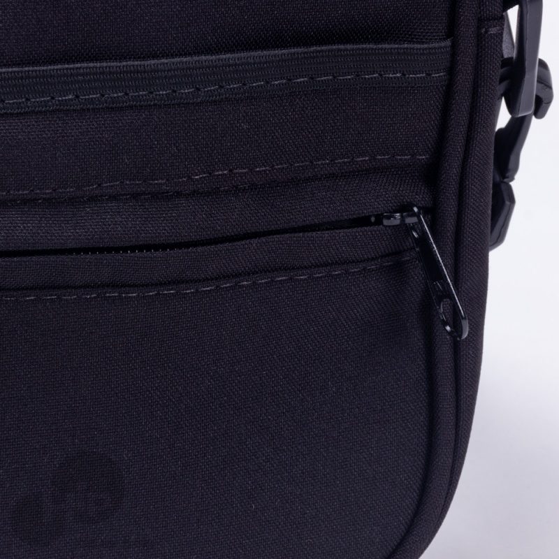 Pochete Dc Shoes Shoulder Star Preta