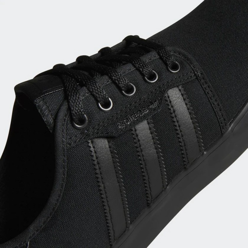 Tnis Adidas Seeley Preto