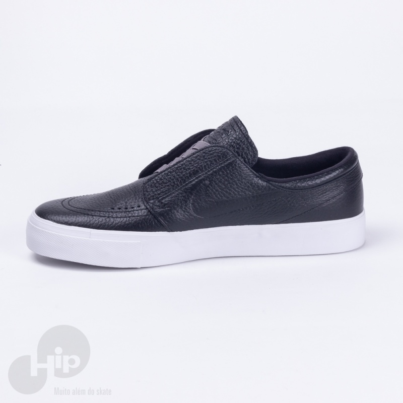 nike slip on preto