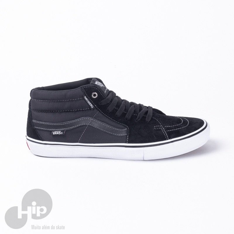 Tnis Vans Sk8-Mid Pro Anti Hero Preto