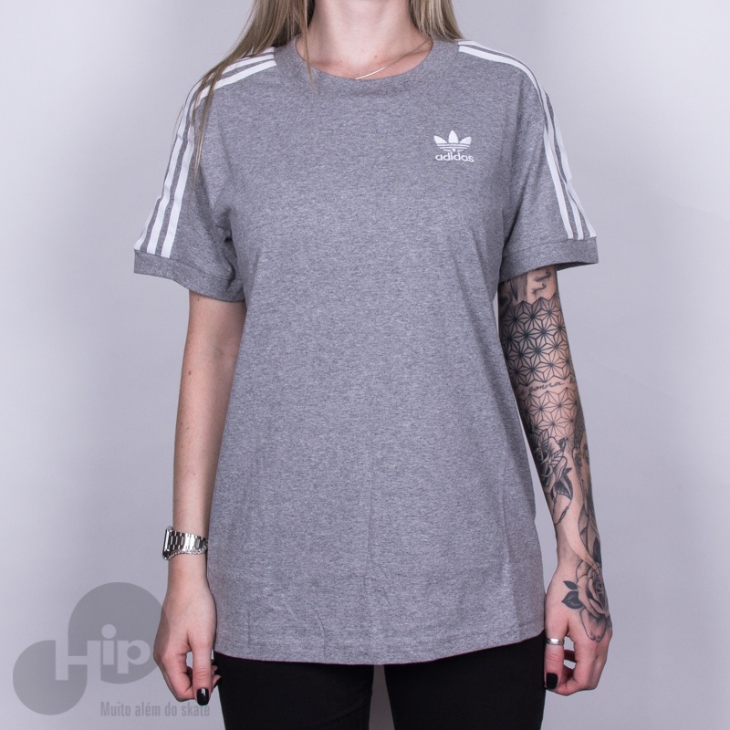 blusa adidas cinza