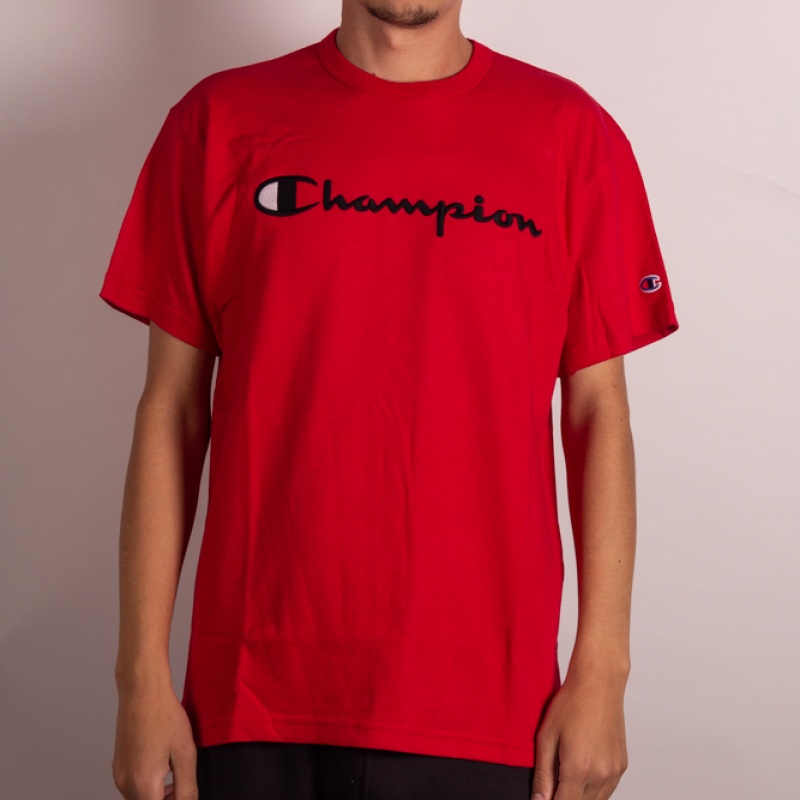 Camiseta Champion Script Patch Logo Vermelho