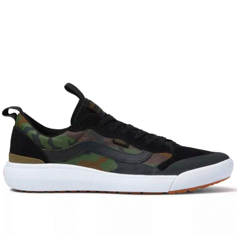 Tnis Vans Ultrarange Exo Preto e Camo