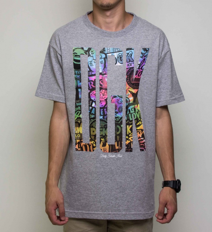 Camiseta Dgk Out There Cinza