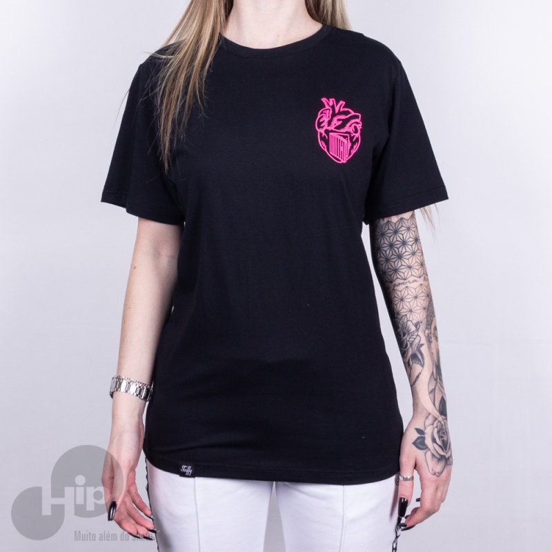 Camiseta Stuffy Open Heart Preta