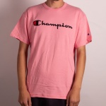 Camiseta Champion Script Patch Logo Rosa
